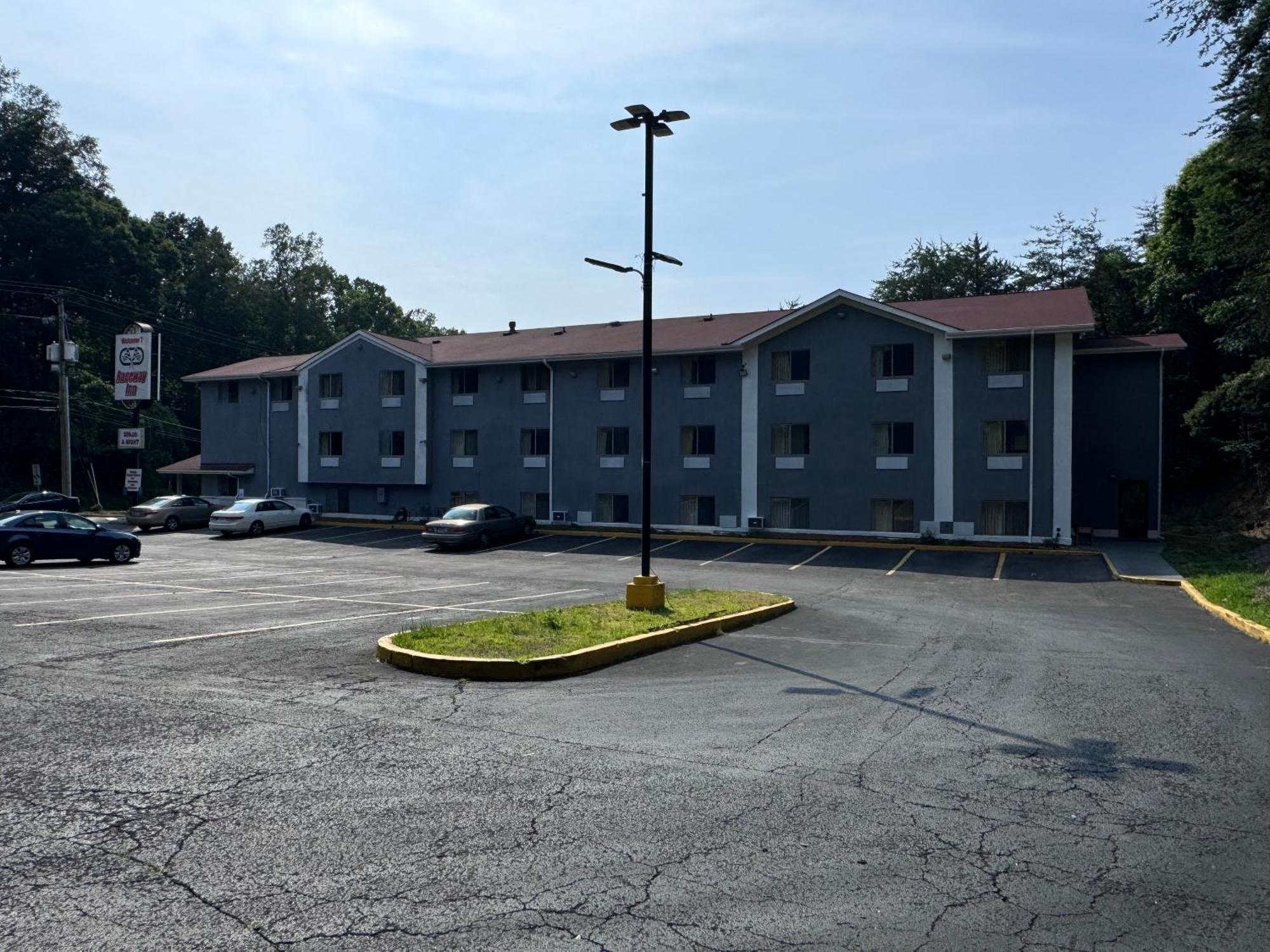 Raceway Inn Martinsville Extérieur photo